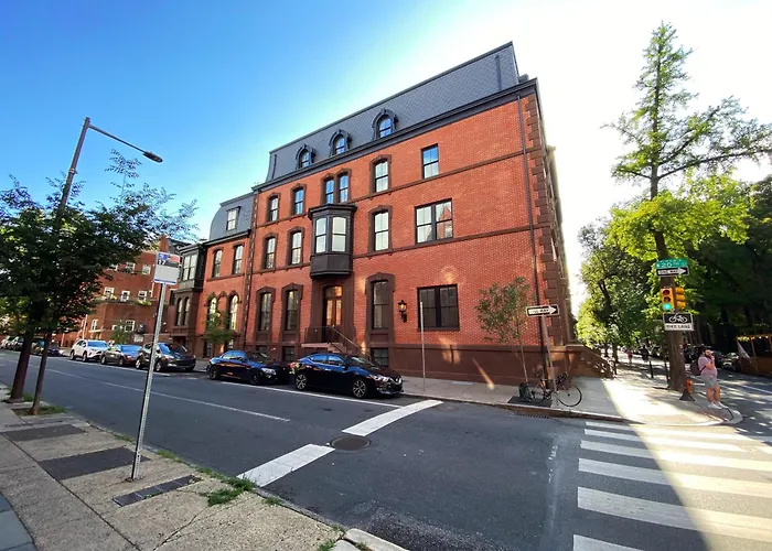 Stay Rafa At 2000 Spruce Philadelphia